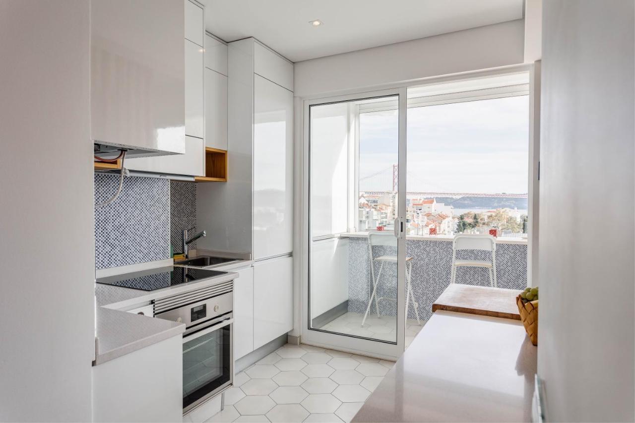 Tejo River View Apartment Nearby Belem Lisabona Exterior foto