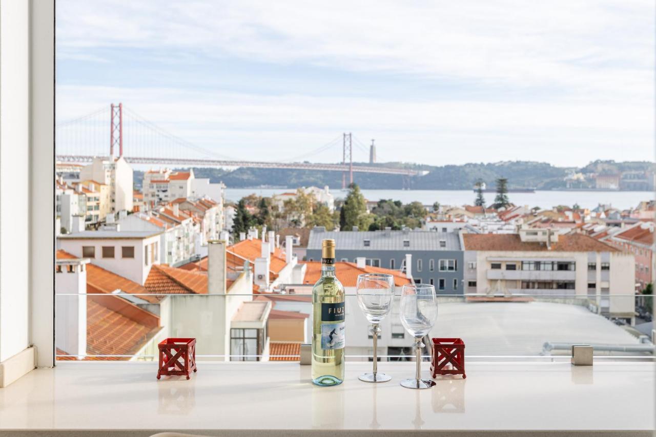 Tejo River View Apartment Nearby Belem Lisabona Exterior foto