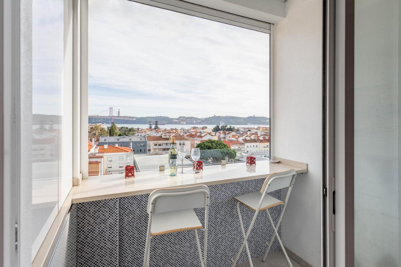 Tejo River View Apartment Nearby Belem Lisabona Exterior foto
